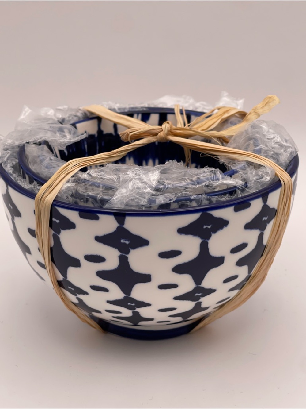 West Elm Indigo Tie Dye Nesting Bowls Set of 3 Stoneware Blue White